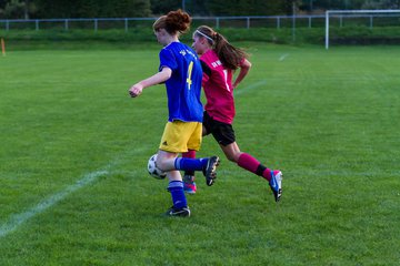 Bild 140 - B-Juniorinnen TSV Gnutz o.W. - SV Wahlstedt : Ergebnis: 1:1